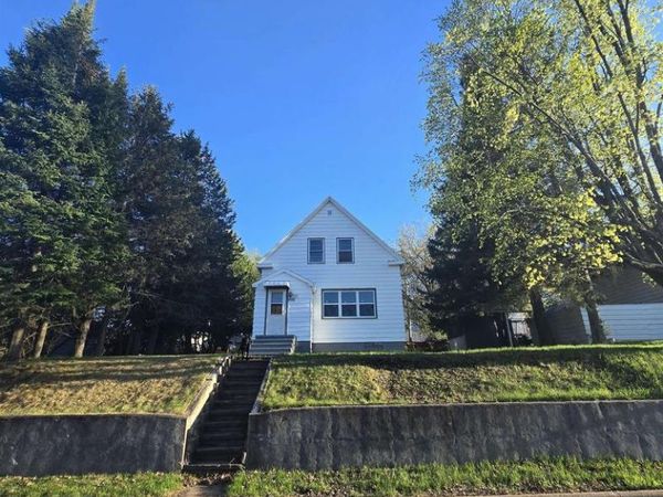 1024 HEIGHTS STREET, Niagara, WI 54151