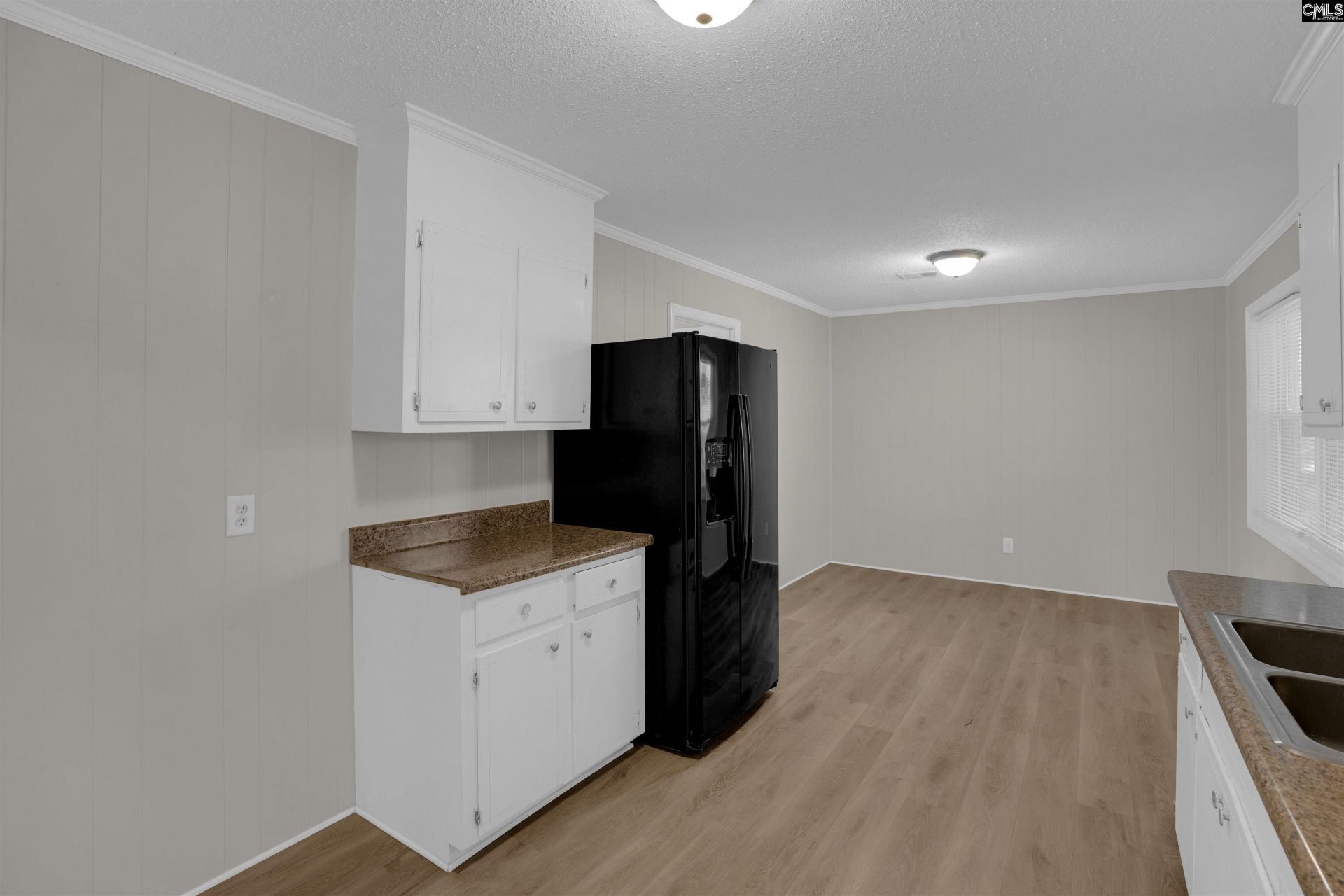 101 Netherland Drive  Photo 15