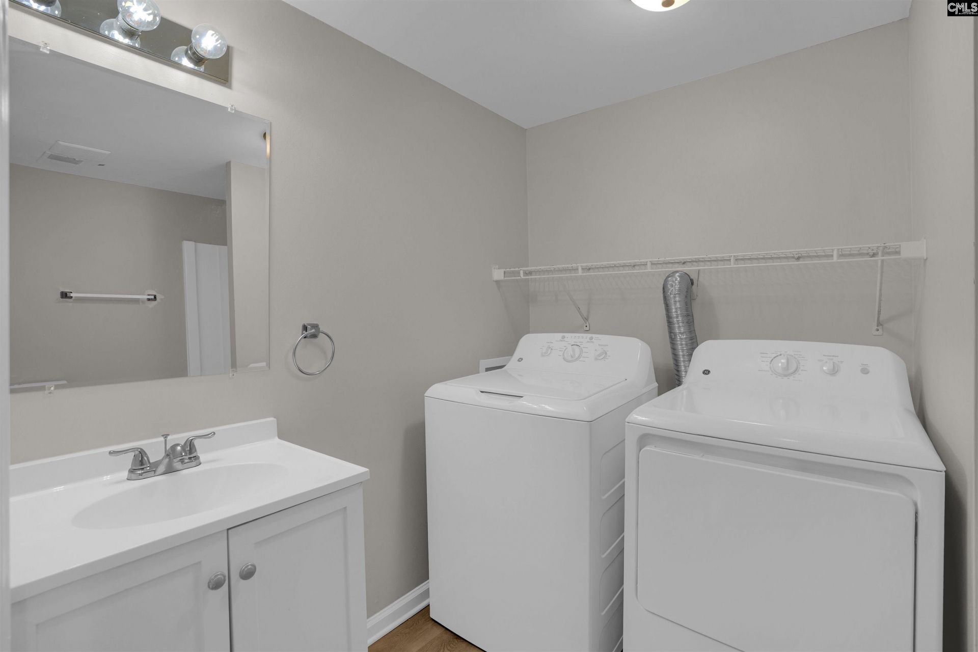 101 Netherland Drive  Photo 19