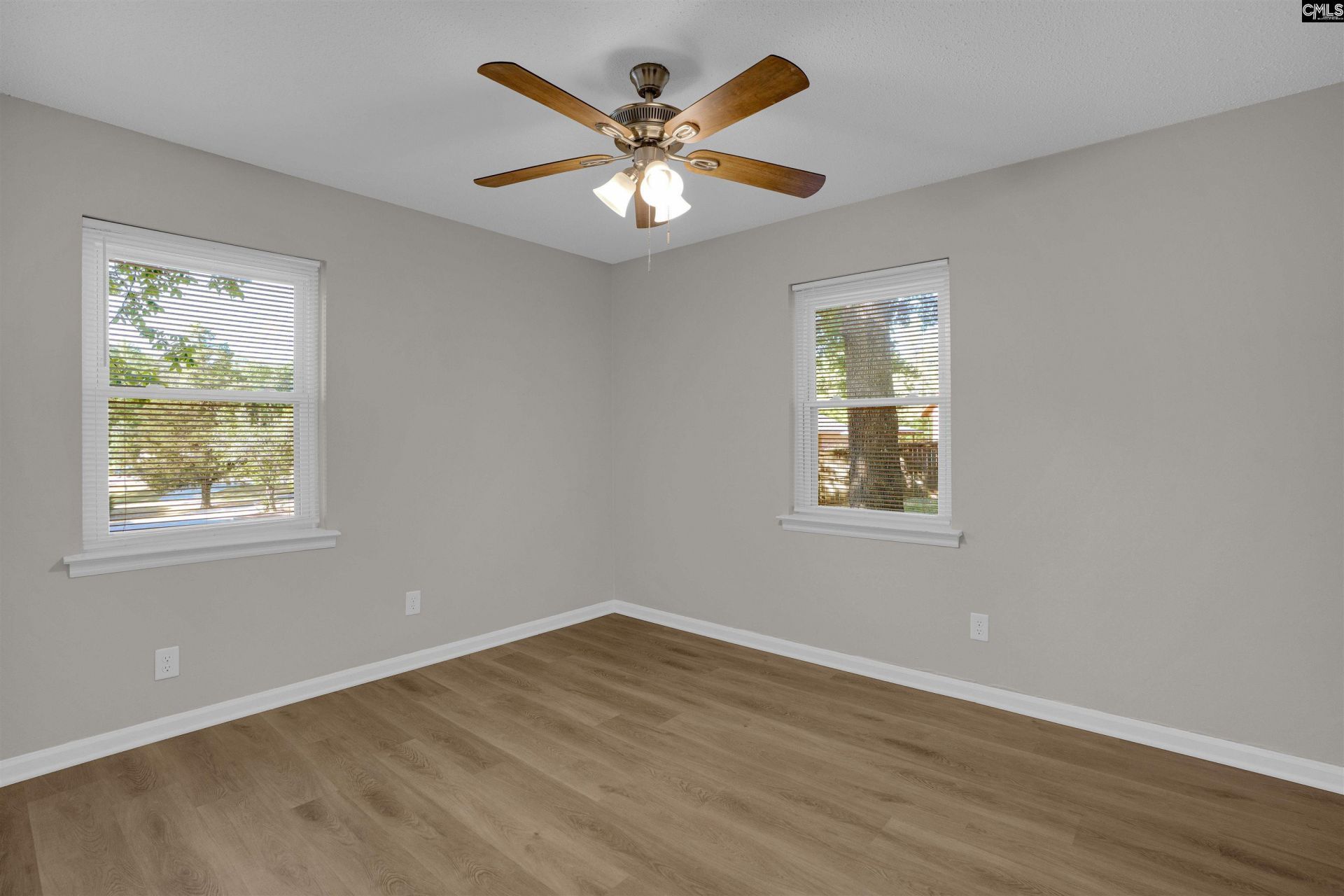 101 Netherland Drive  Photo 22