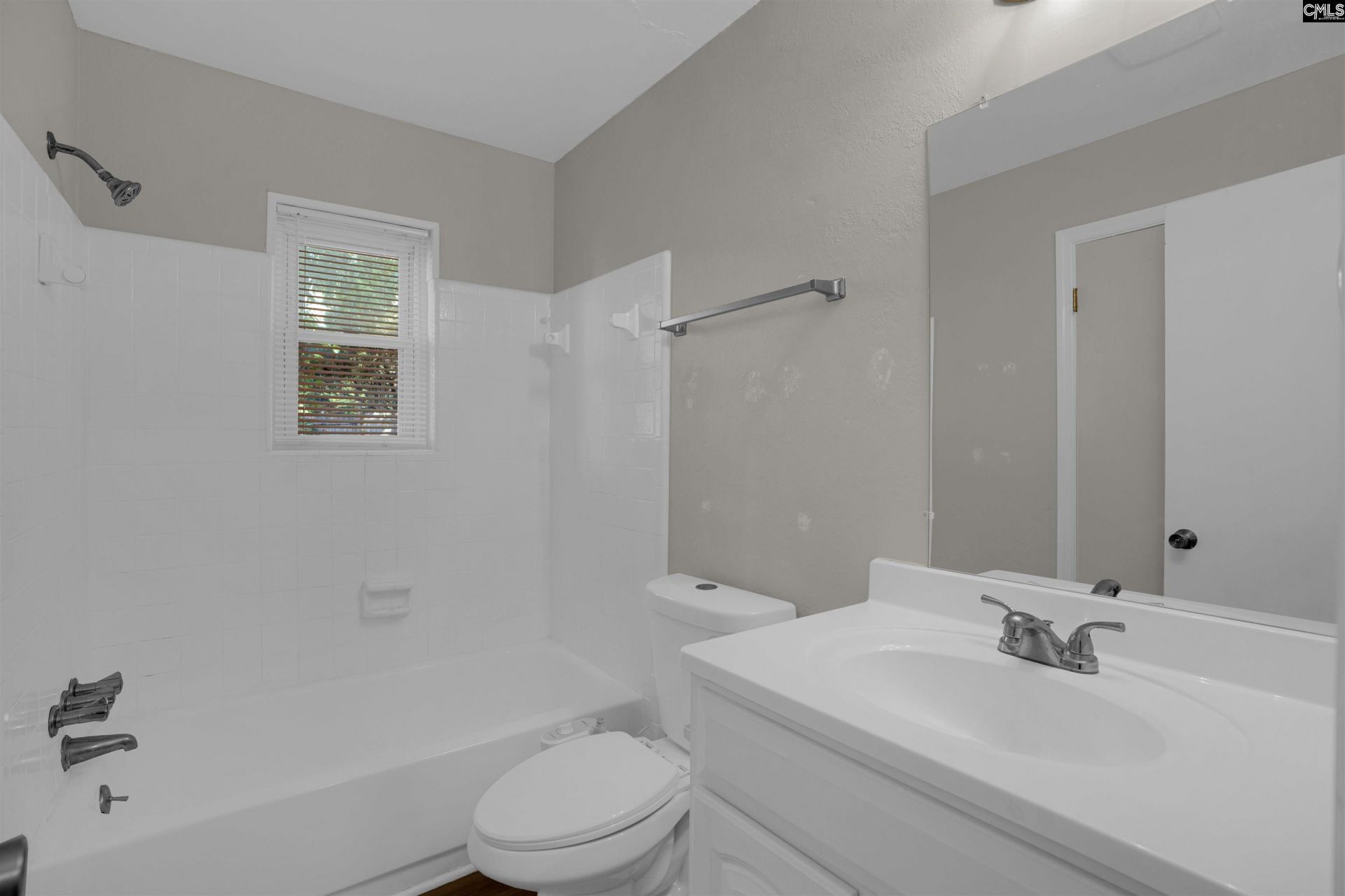 101 Netherland Drive  Photo 25