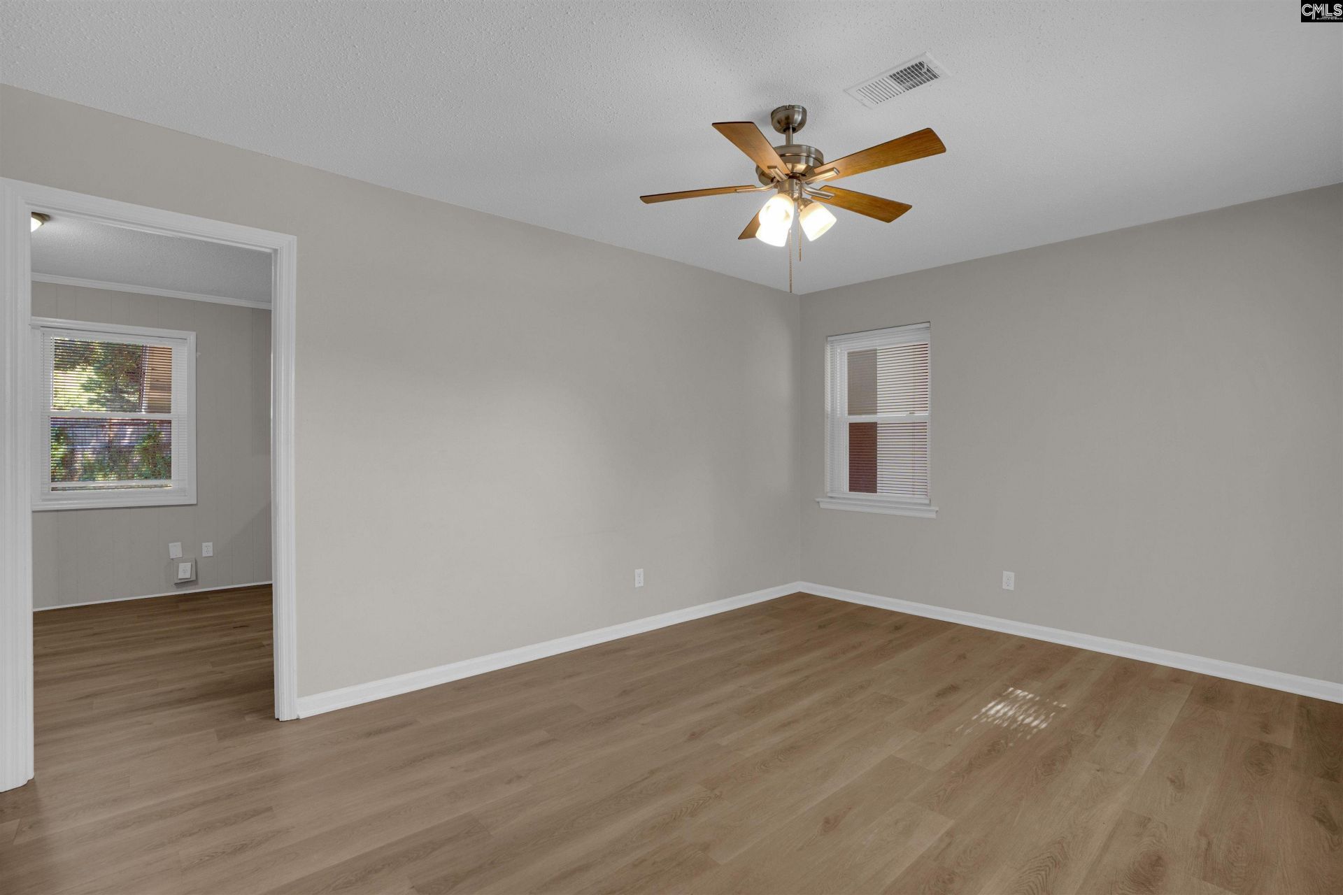 101 Netherland Drive  Photo 6