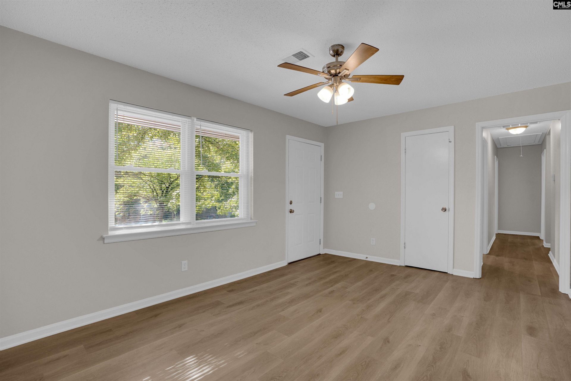 101 Netherland Drive  Photo 8