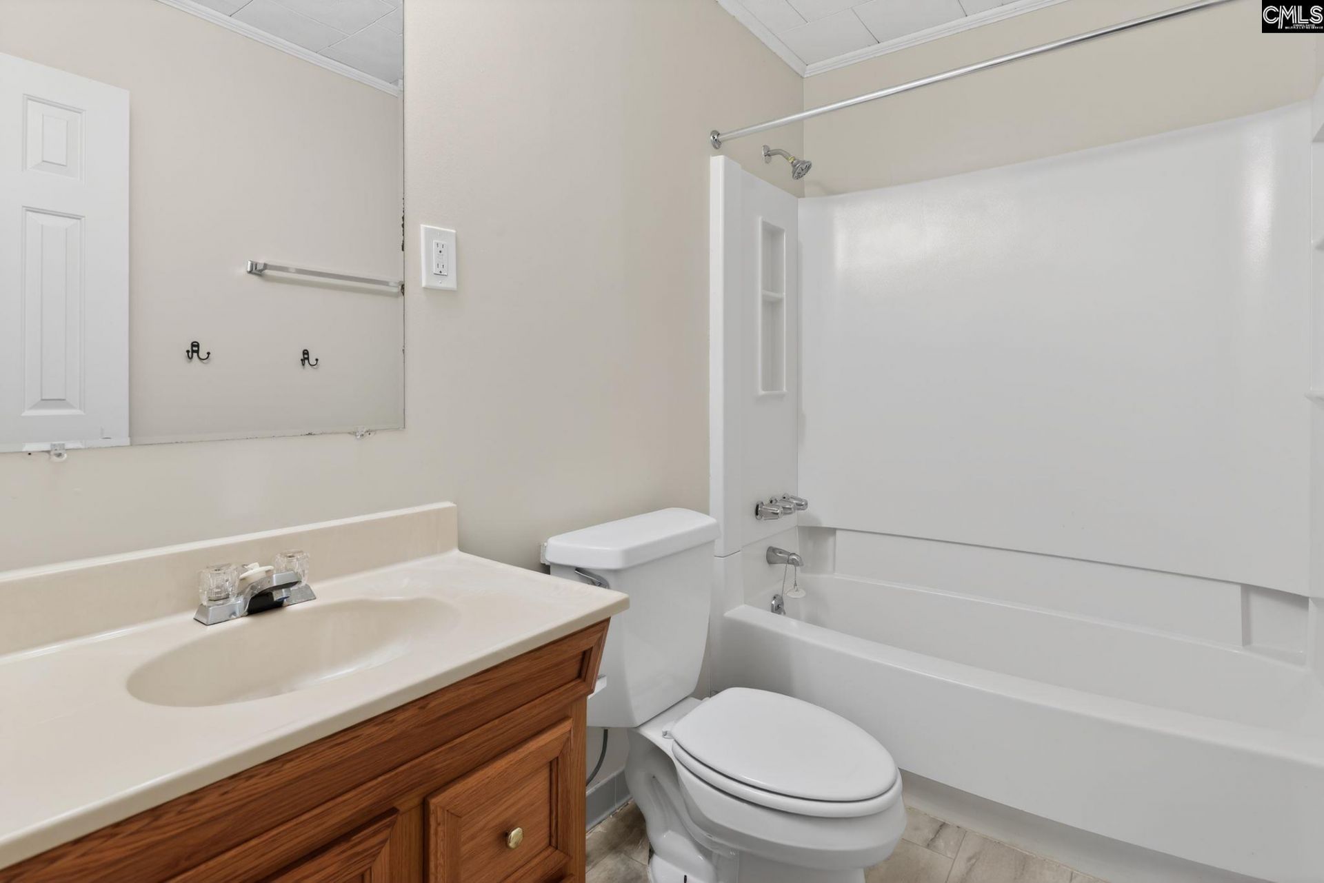 2039 Cheltenham Lane Photo 11