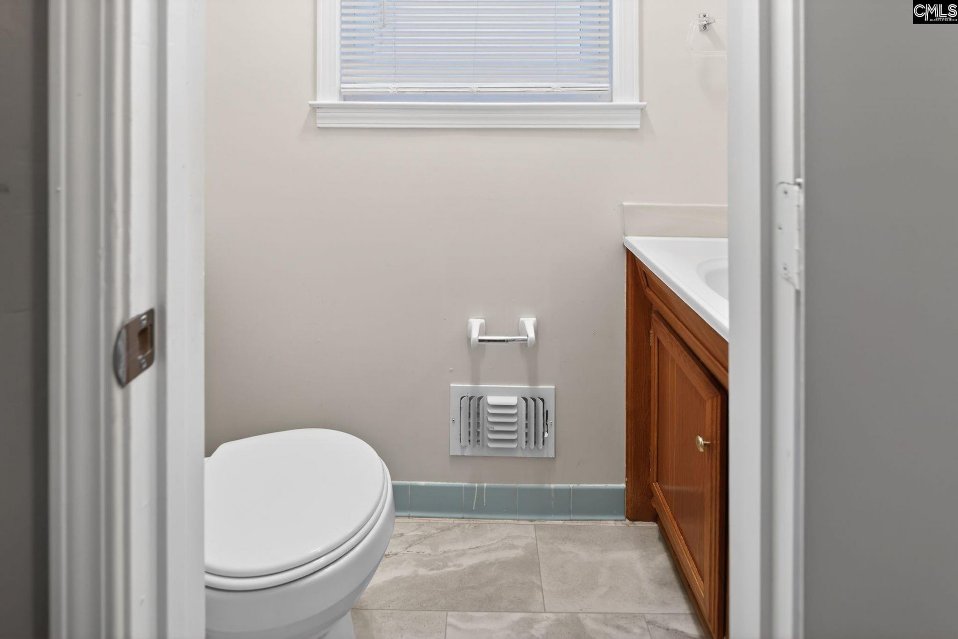 2039 Cheltenham Lane Photo 13