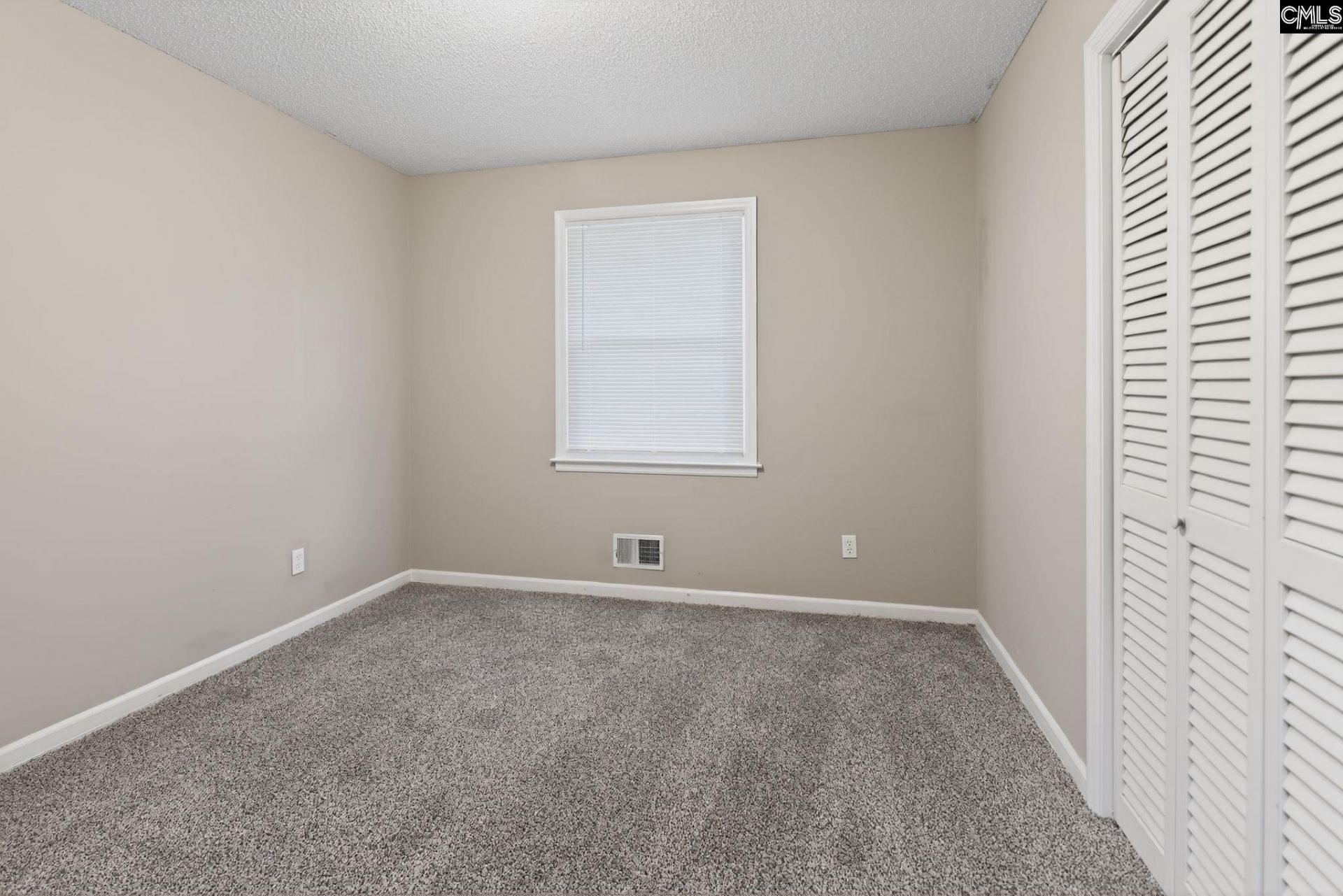 2039 Cheltenham Lane Photo 24