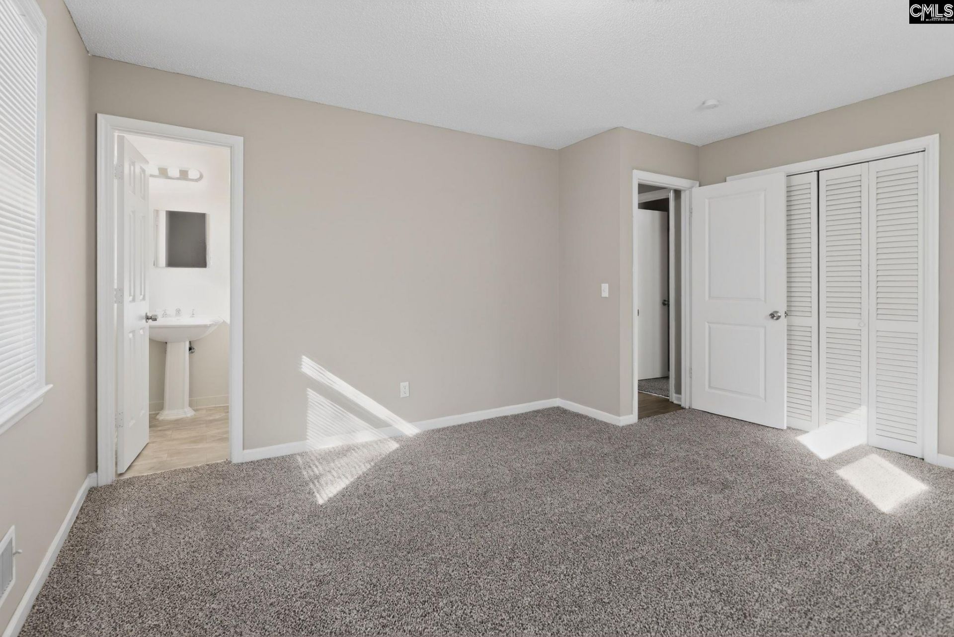 2039 Cheltenham Lane Photo 28