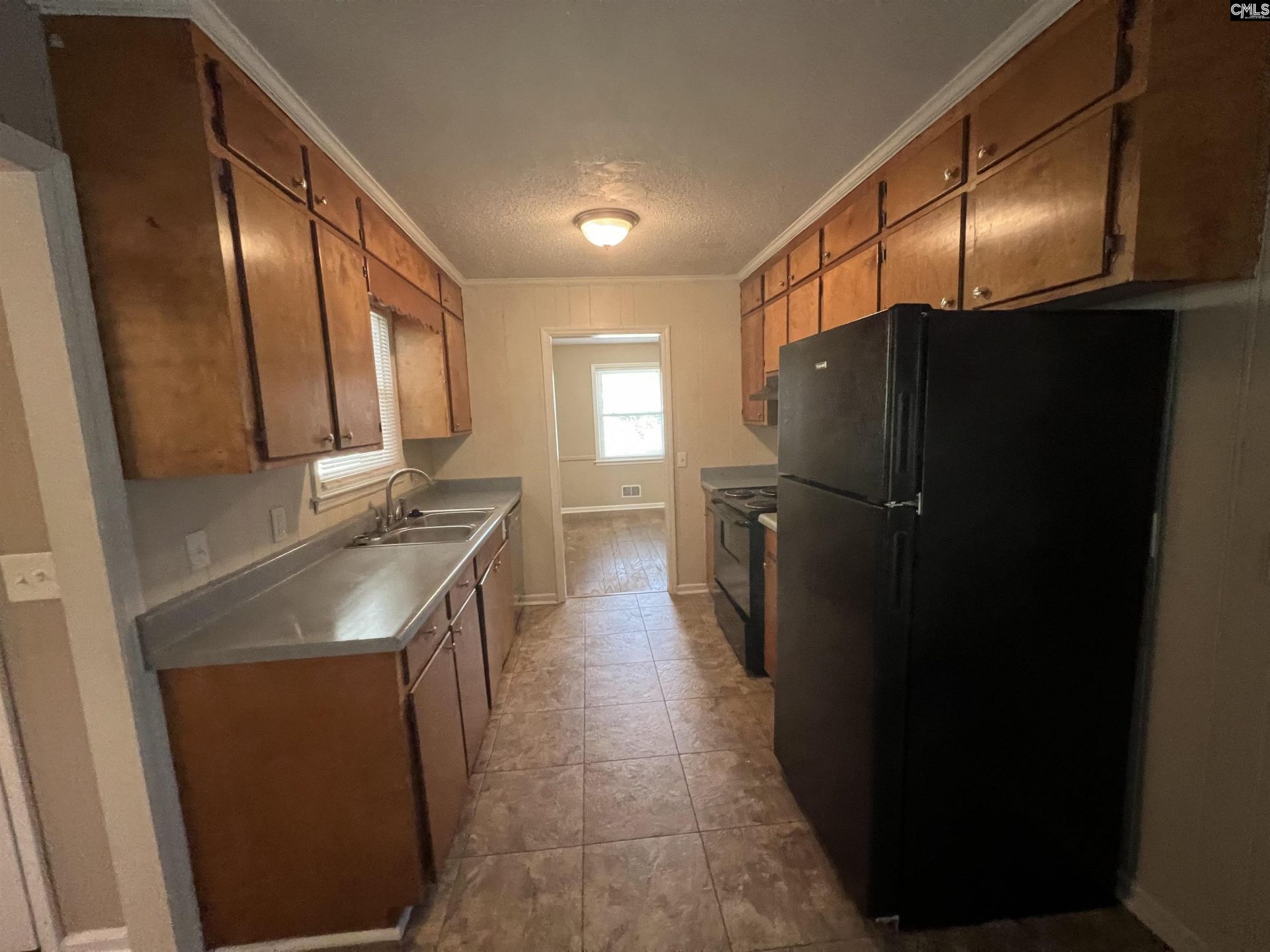 2039 Cheltenham Lane  Photo 4