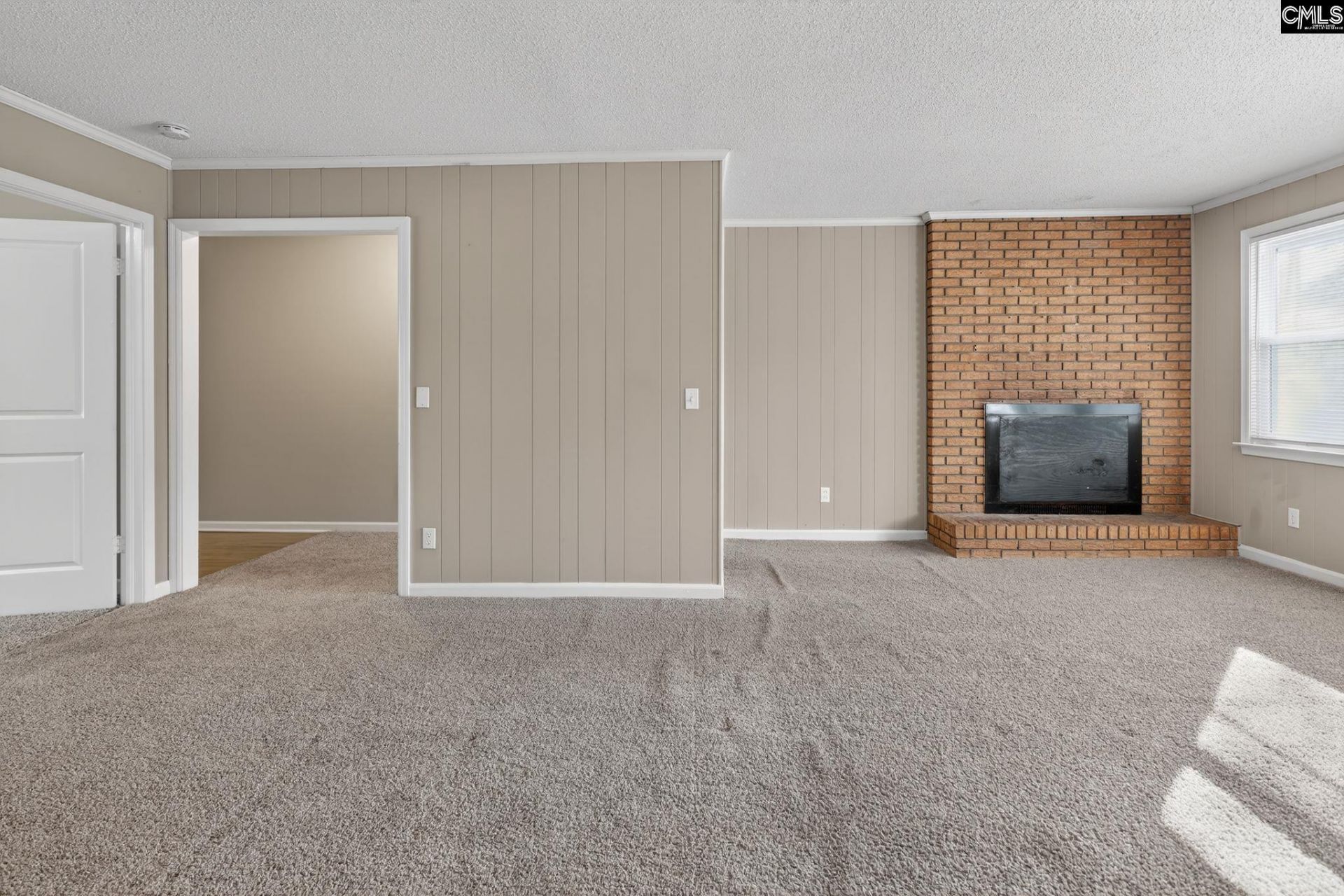 2039 Cheltenham Lane Photo 6