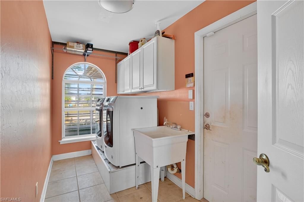 1914 NW 36th Ave , Cape Coral, FL 33993 Photo