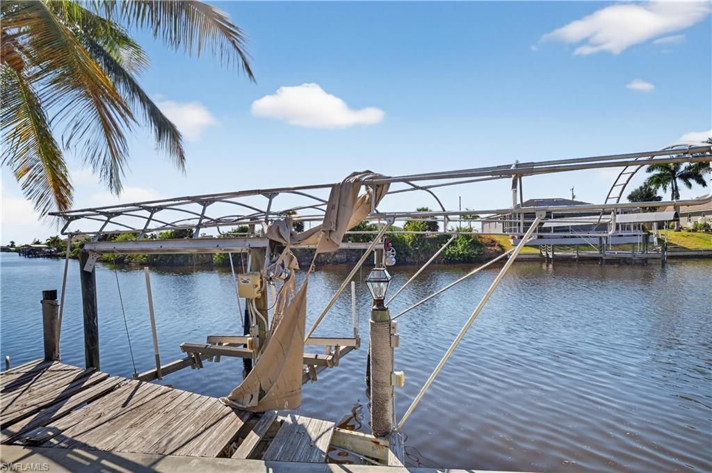 1914 NW 36th Ave , Cape Coral, FL 33993 Photo