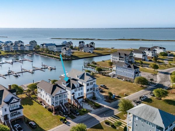 458 Kensington Place, Newport, NC 28570