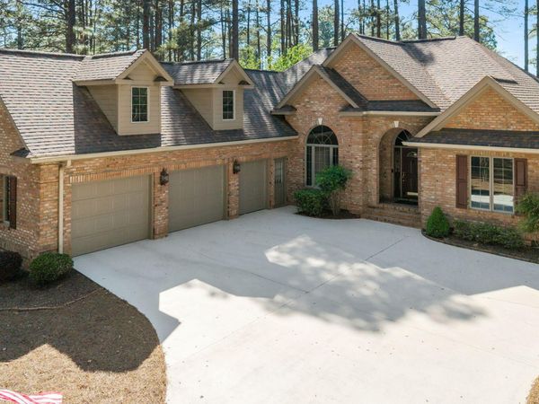 28 Abbottsford Drive, Pinehurst, NC 28374