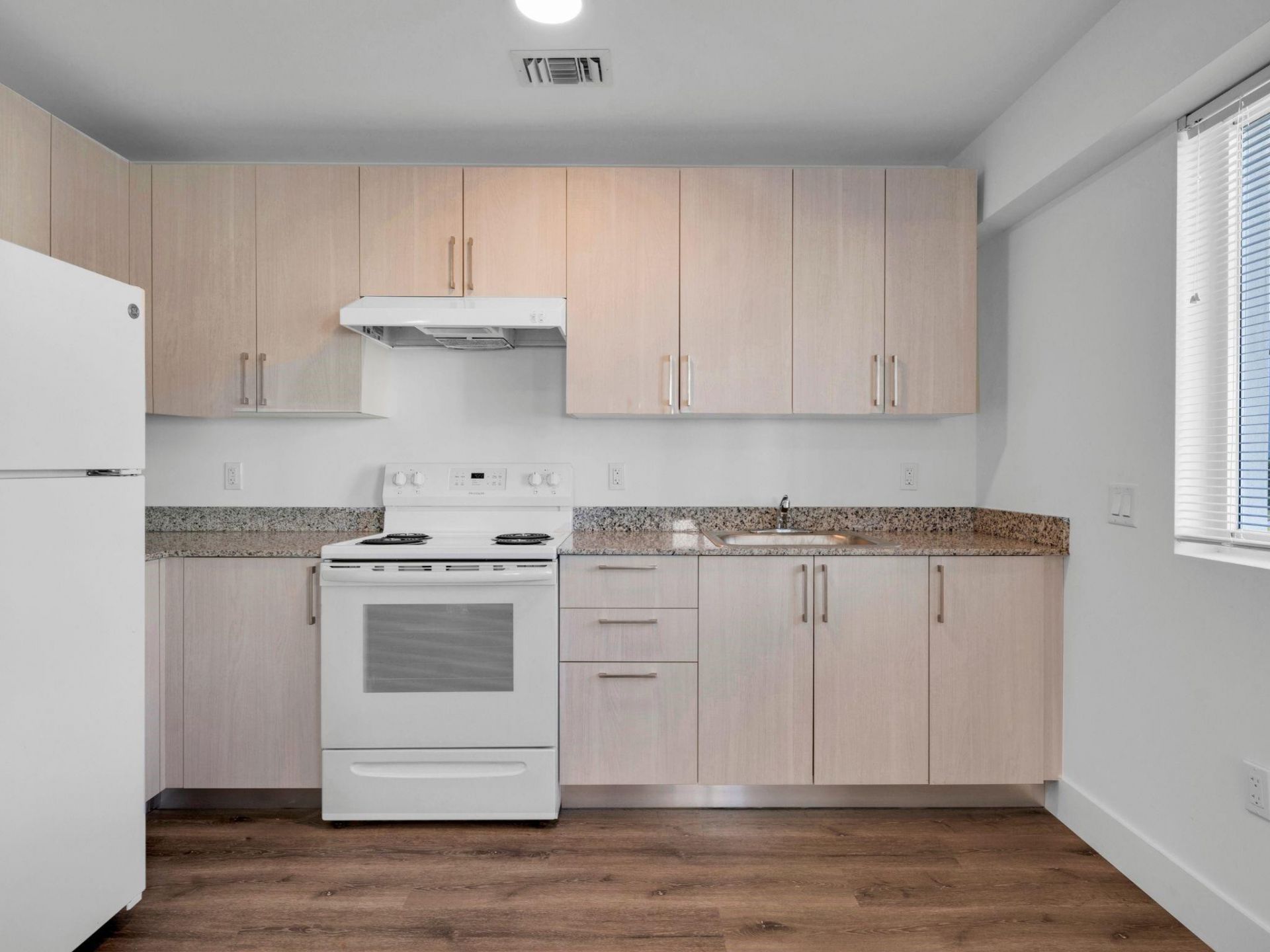 2130 NW 37th Street, Miami, FL 33142 Photo