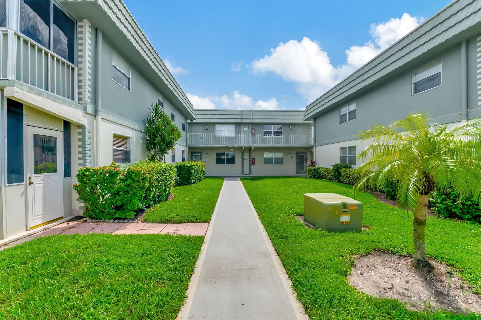 89 Flanders Way, Unit B, Delray Beach, FL 33484 Photo