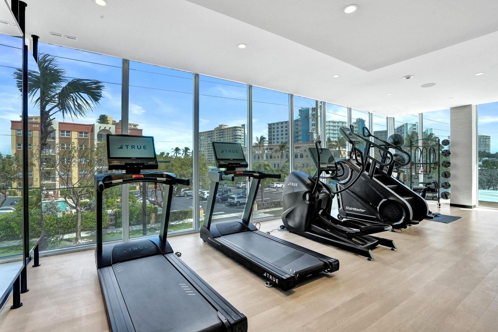 407 N Riverside Drive, Unit 204, Pompano Beach, FL 33062 Photo