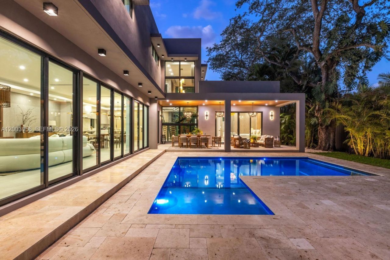 824 NE 111th St, Biscayne Park, FL 33161 Photo