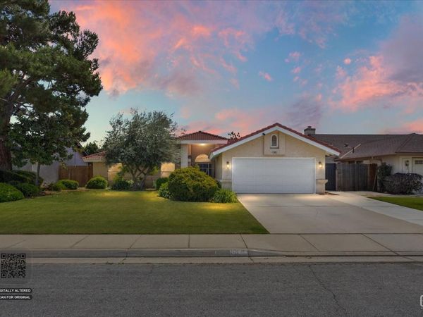 10009 Vanessa Avenue, Bakersfield, CA 93312