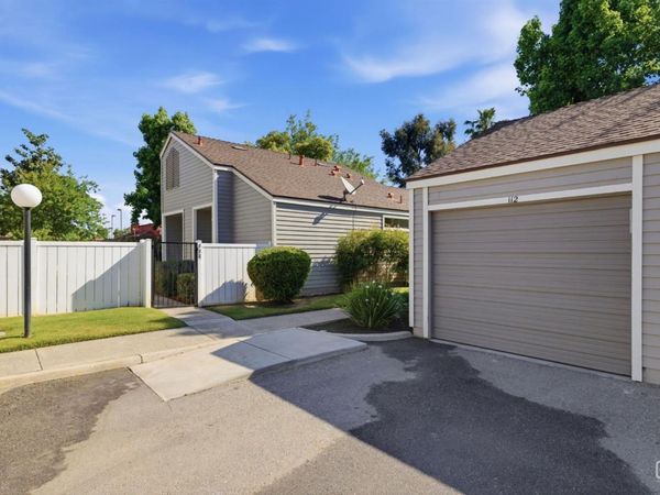 8000 Kroll Way, Unit 112, Bakersfield, CA 93311