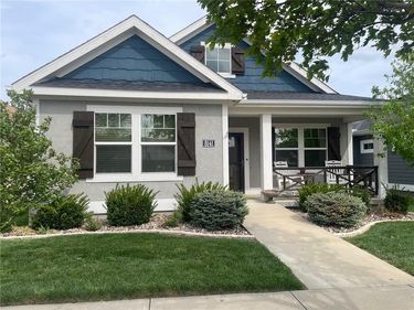 8141 N Farley Avenue, Kansas City, MO 64158