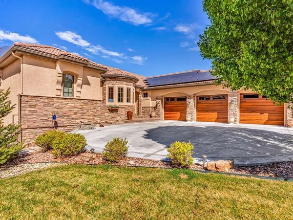 4427 Porta Fina Dr, Pueblo, CO 81001