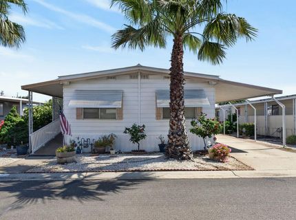 71 Calle Margarita, Elk Grove, CA 95624 Photo