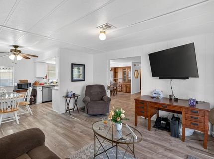 71 Calle Margarita, Elk Grove, CA 95624 Photo