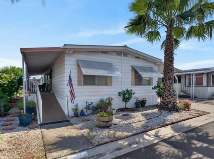 71 Calle Margarita, Elk Grove, CA 95624 Photo
