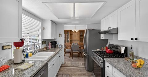 71 Calle Margarita, Elk Grove, CA 95624 Photo