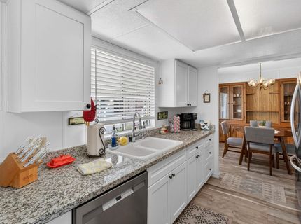 71 Calle Margarita, Elk Grove, CA 95624 Photo