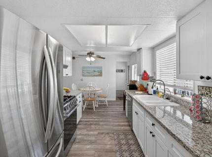71 Calle Margarita, Elk Grove, CA 95624 Photo
