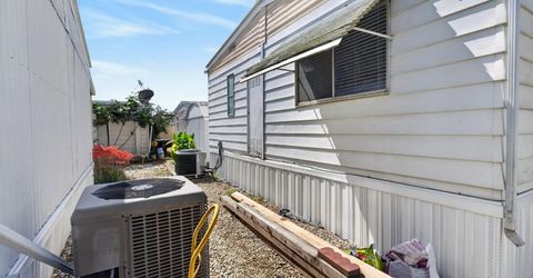 71 Calle Margarita, Elk Grove, CA 95624 Photo