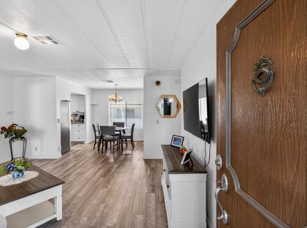 71 Calle Margarita, Elk Grove, CA 95624 Photo