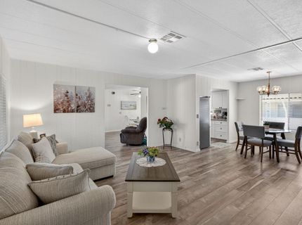 71 Calle Margarita, Elk Grove, CA 95624 Photo