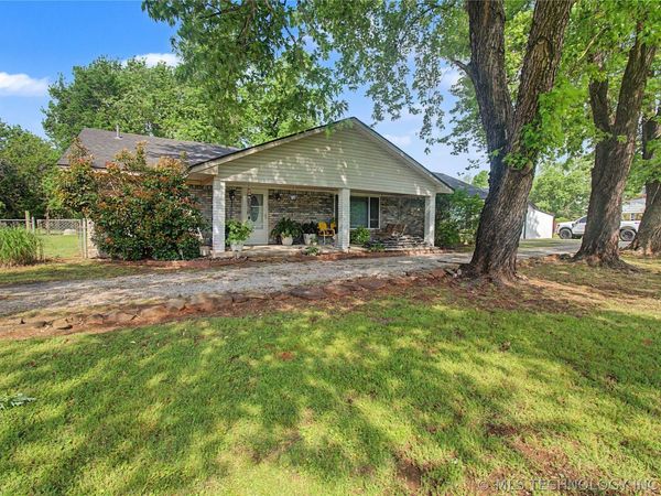 24843 N 4 Mile Road , Fort Gibson, OK 74434