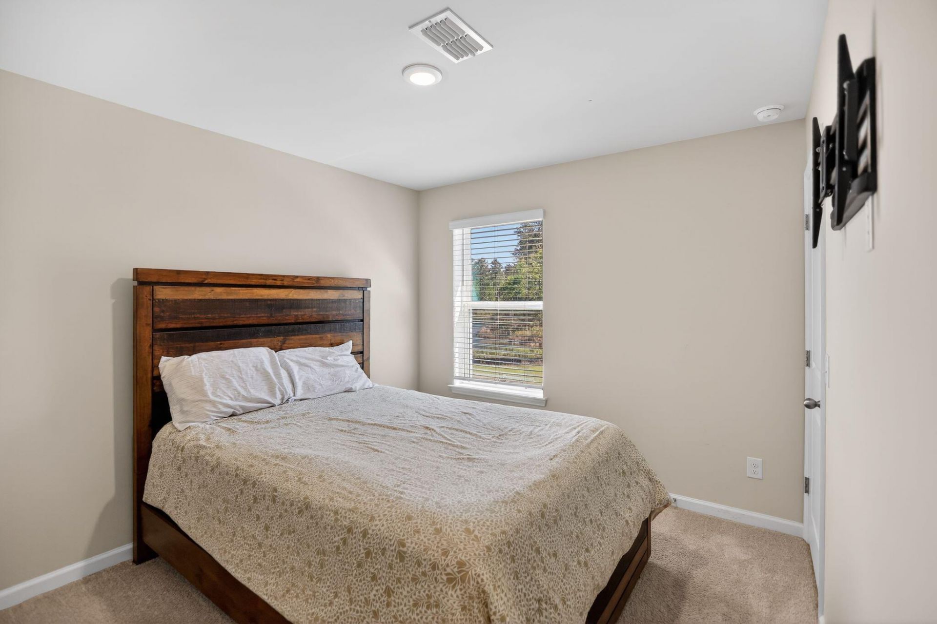 271 Wappoo Trace Lane Photo 17