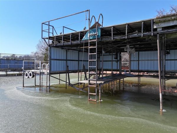 24 W Shore Drive, Edmond, OK 73007