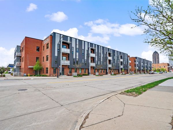 450 SW 7th Street, Unit 209, Des Moines, IA 50309