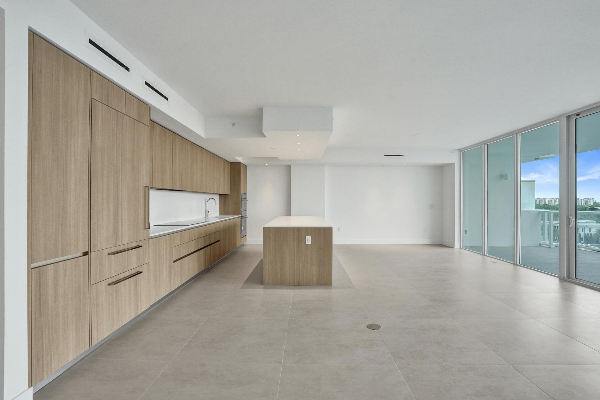 407 N Riverside Drive, Unit 602, Pompano Beach, FL 33062 Photo