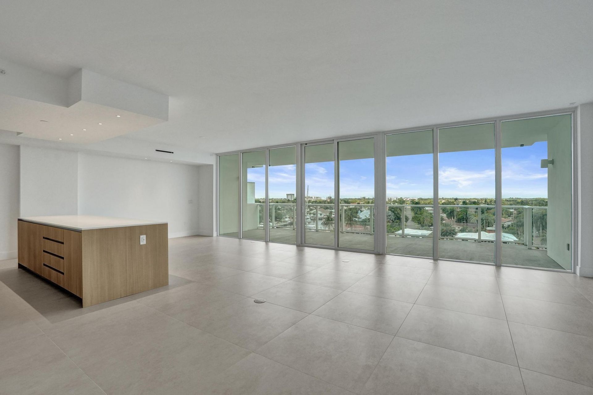 407 N Riverside Drive, Unit 602, Pompano Beach, FL 33062 Photo