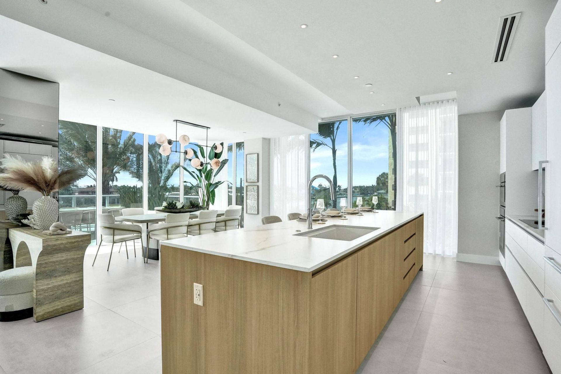 407 N Riverside Drive, Unit 605, Pompano Beach, FL 33062 Photo