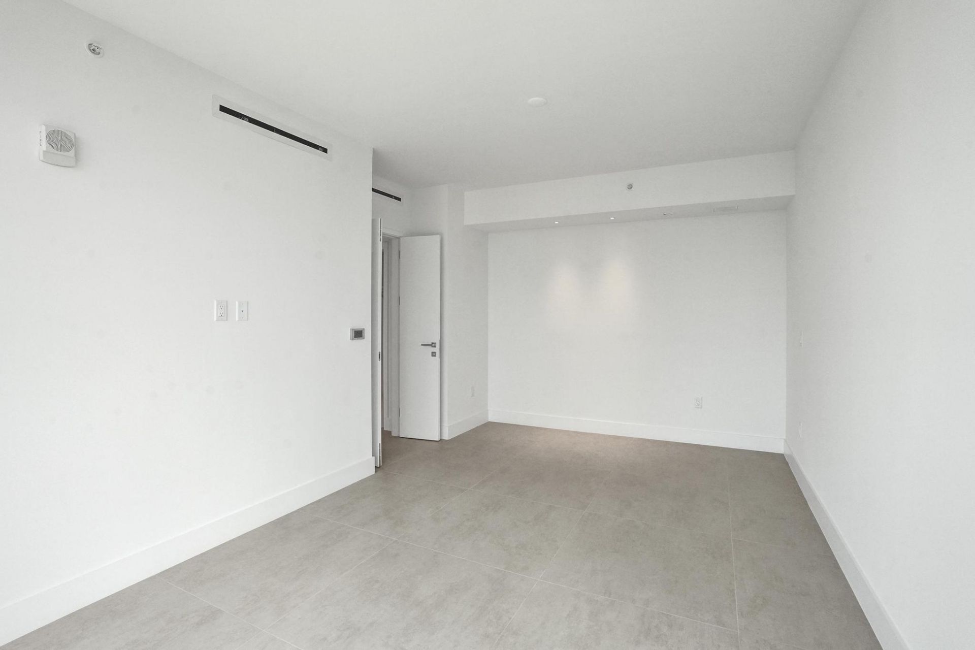 407 N Riverside Drive, Unit 605, Pompano Beach, FL 33062 Photo