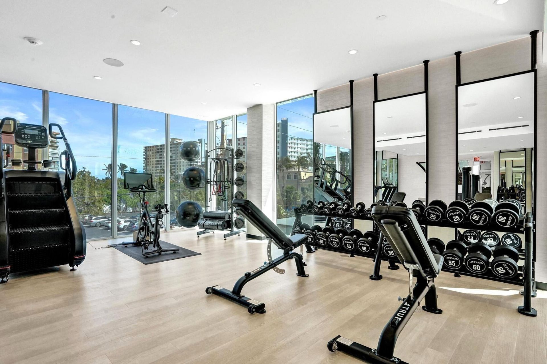 407 N Riverside Drive, Unit 605, Pompano Beach, FL 33062 Photo