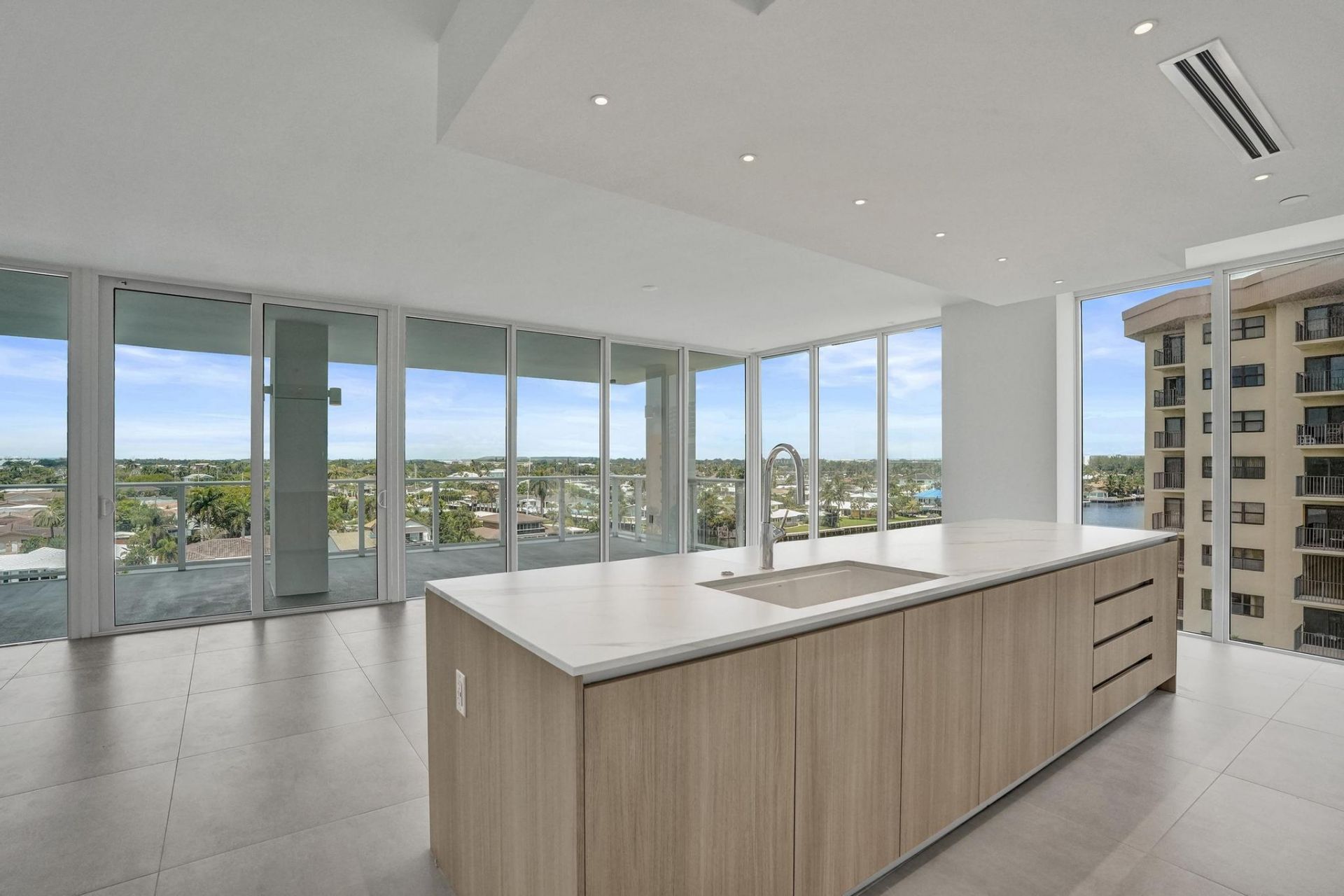 407 N Riverside Drive, Unit 605, Pompano Beach, FL 33062 Photo