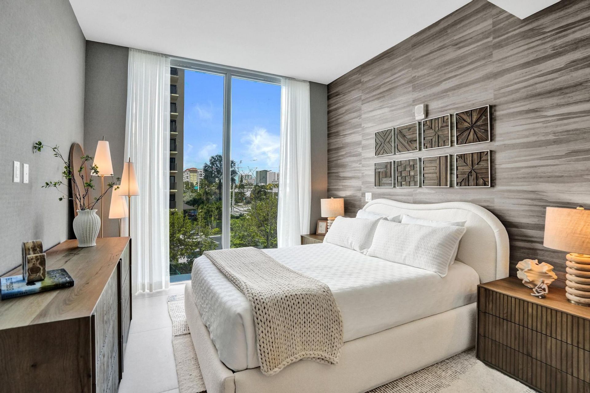 407 N Riverside Drive, Unit 203, Pompano Beach, FL 33062 Photo