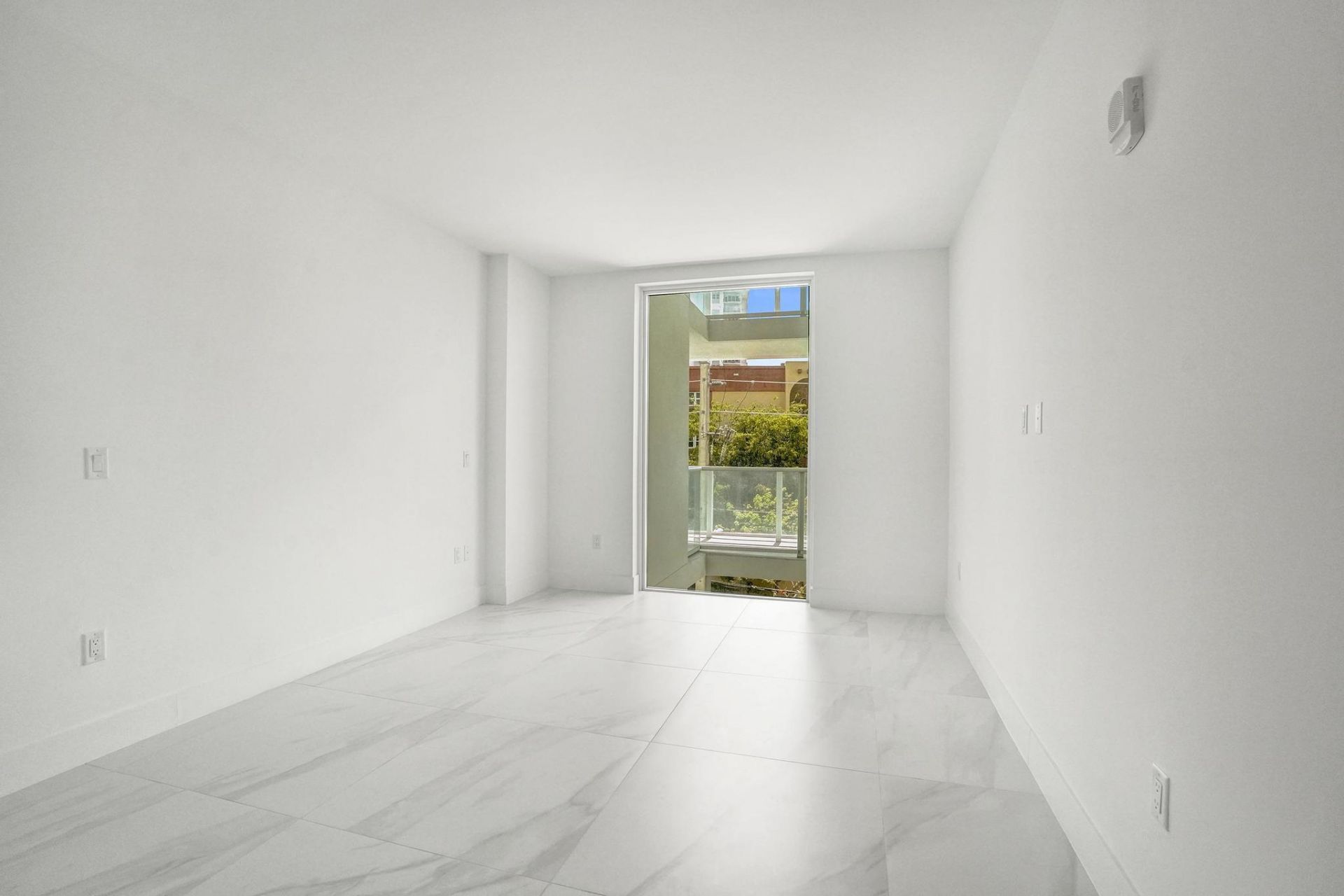407 N Riverside Drive, Unit 303, Pompano Beach, FL 33062 Photo