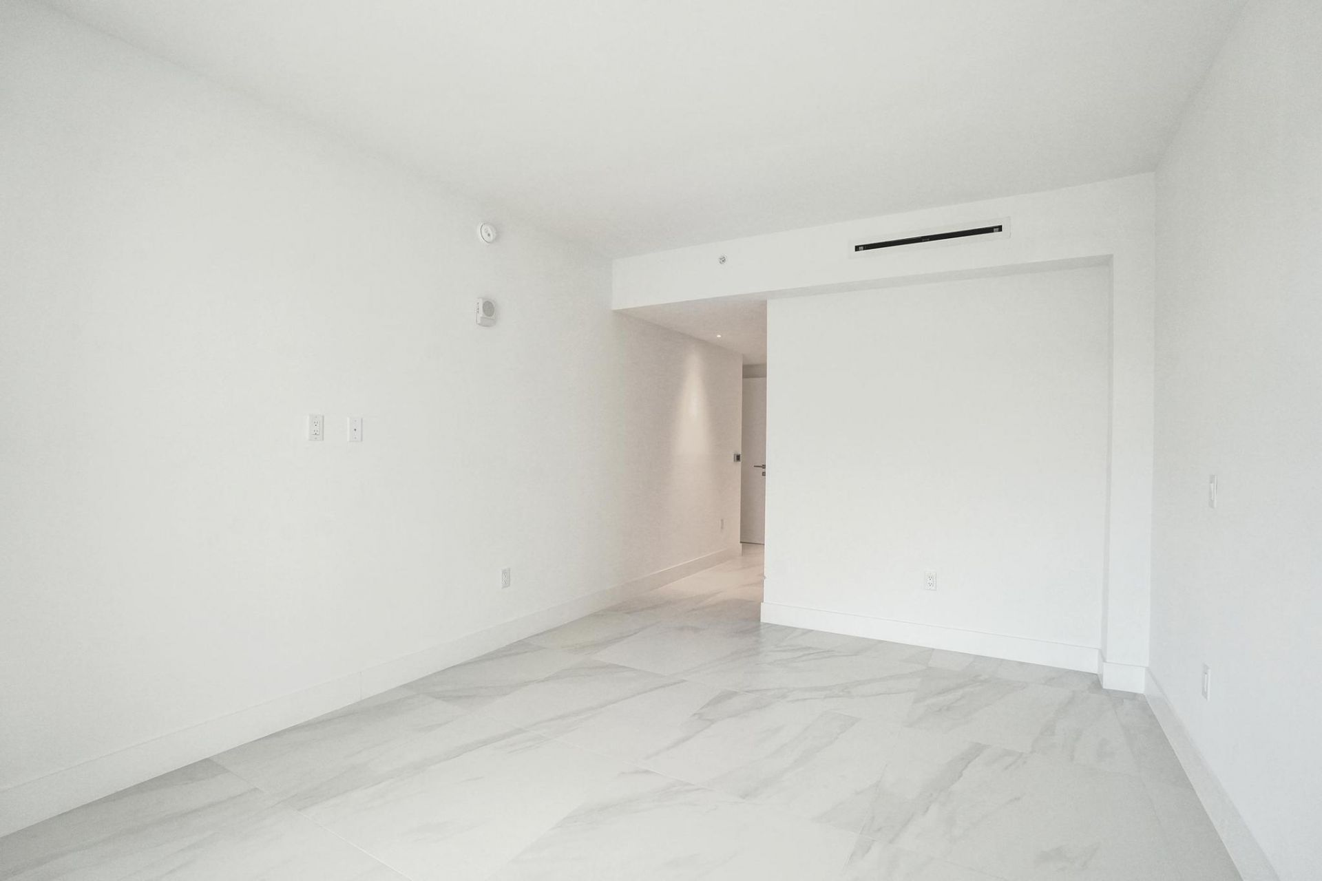 407 N Riverside Drive, Unit 303, Pompano Beach, FL 33062 Photo