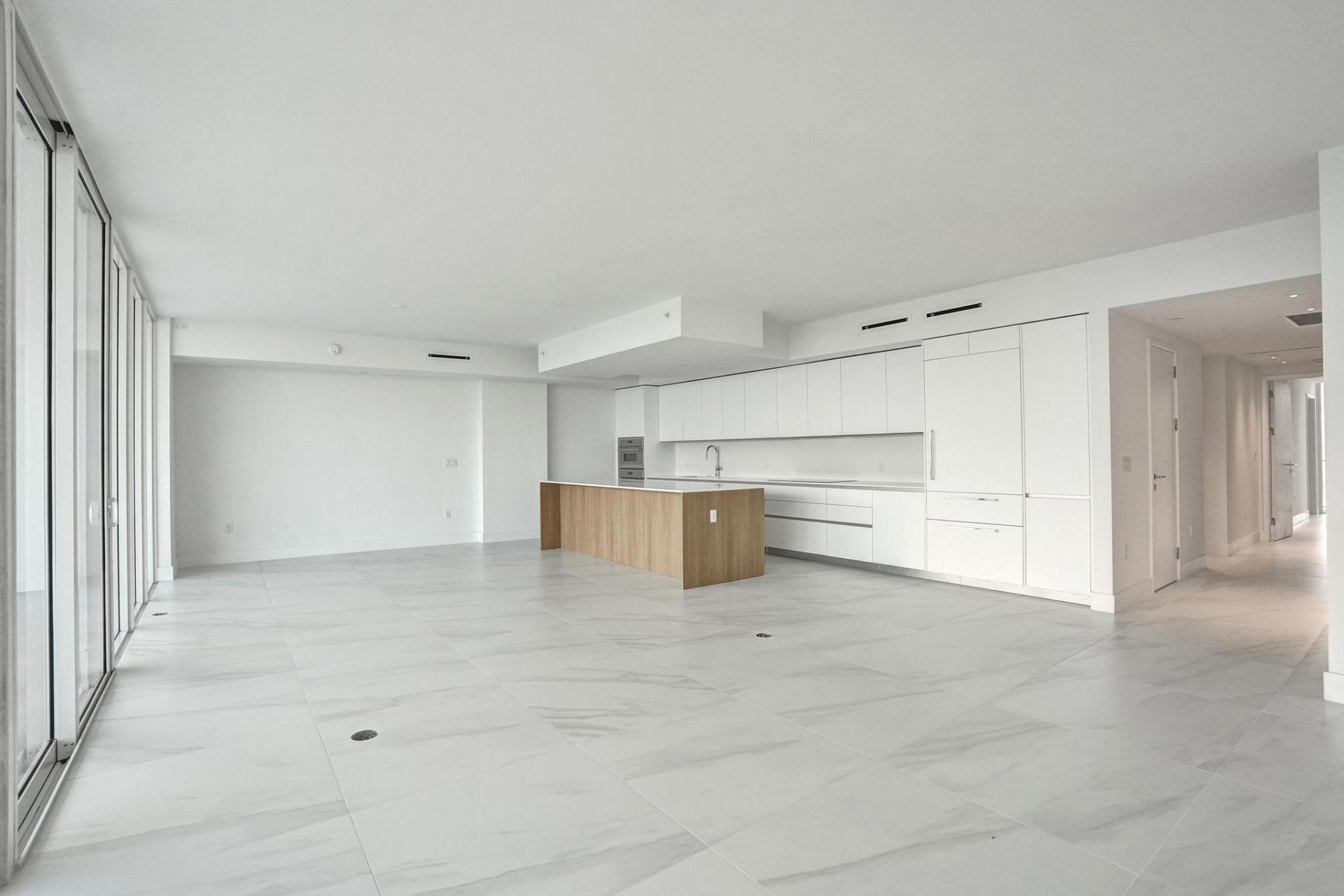 407 N Riverside Drive, Unit 303, Pompano Beach, FL 33062 Photo