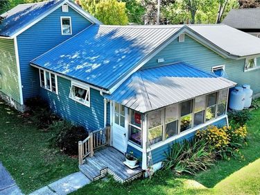 283 W Joseph Street, Cape Vincent, NY 13618