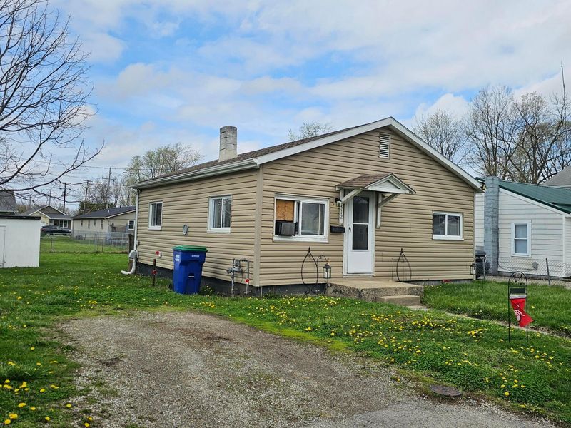 512 5th Street , Washington Court House, OH 43160 Photo 2